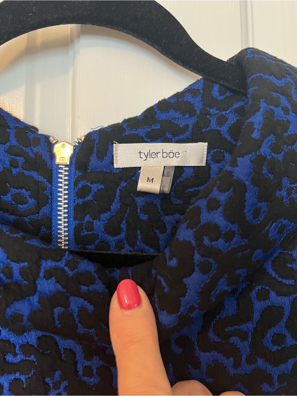 Tyler Boe Black and Blue Patterned Dress Size M - Picture 4 of 5